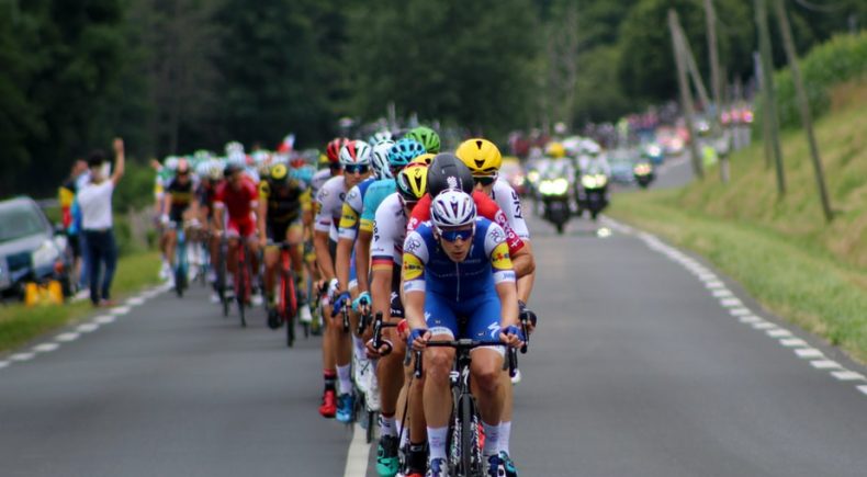 Ciclisti durante una gara