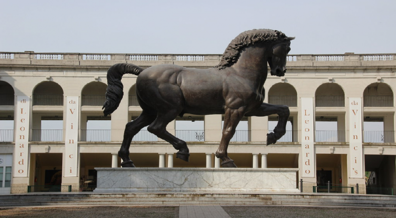 Il cavallo di Leonardo Da Vinci all'ippodromo San Siro di Milano