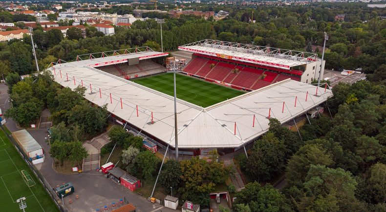 stadio della squadra Union Berlino