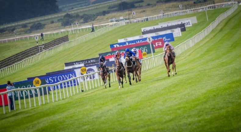 Ippodromo del Curragh in Irlanda