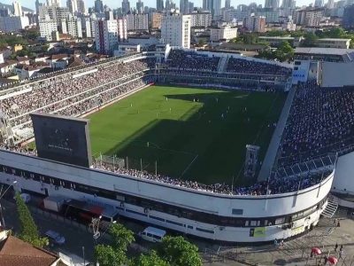 Brasilerio A: Santos contro Athletico Paranaense