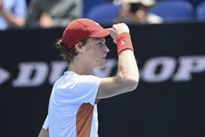 Jannk Sinner affrontare l'australiano De Minaur