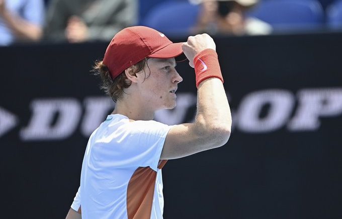 Jannk Sinner affrontare l'australiano De Minaur